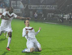 Adrian klasını konuşturdu