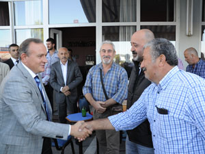 Vali Kızılcık'ın iş yeri ziyaretleri