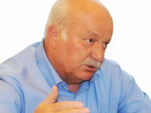 İlk tepki Şener'den