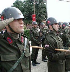 Askere 'Adem ile Havva' eğitimi!