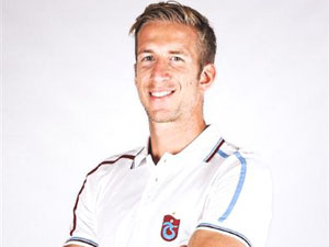 Şenol Güneş temkinli