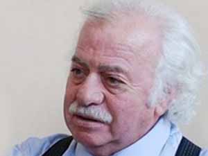 Deprem dede yoğun bakımda!