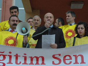 Trabzon'da Eğitim Sen'den açıklama