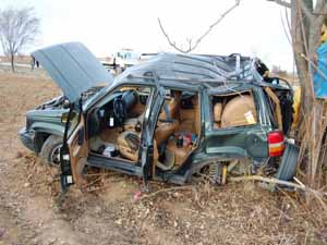 Cenaze yolunda kaza: 2 ölü