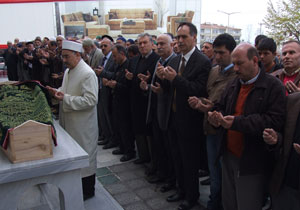 Yılmaz Mersinli toprağa verildi