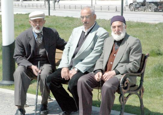 Borçlanarak emekli olanlar dikkat !