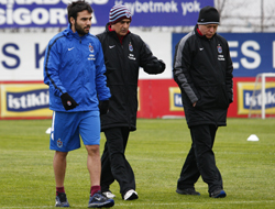 Şenol Güneş yıldız oyuncuyu fena haşladı