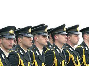 TSK'dan atılan subaylara memuriyet