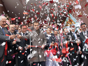 Bakan Kılıç Gümüşhane'de yurt açtı