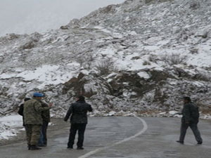 Erzincan-Gümüşhane karayolu kapandı