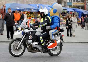 Polisten 'Alo kanka hattı'