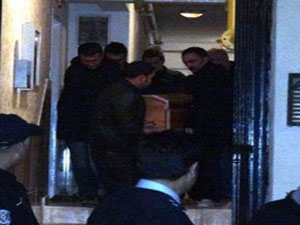 17 yaşında anne katili oldu