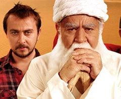 Ak sakallı dede serbest