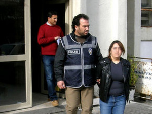 Kadın sesiyle dolandırıcılık!