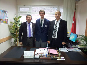 Trabzon'da öğrenci meclis seçimleri yapıldı