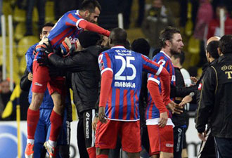 Fenerbahçe LuaLua'ya direnemedi