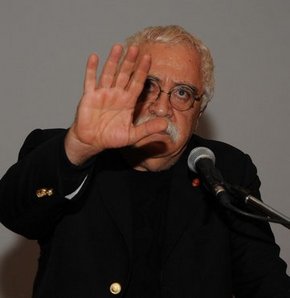 Kırca sanatçıları bombaladı!