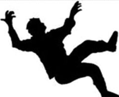 Polis, kaymakamlık çatısından düştü