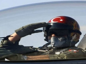 'Türk pilotlar Suriye'de yakalandı'