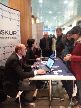 İşkur’u tanıtmaya devam ediyorlar