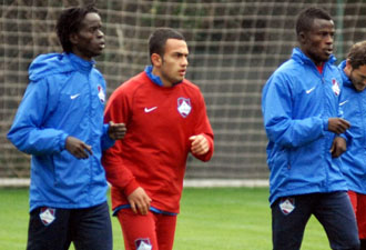 1461’de 3 oyuncu denemede