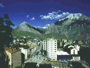 Hakkari'yi taşıyalım