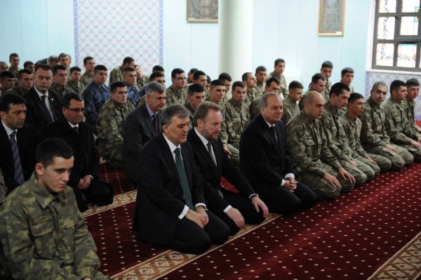 Köşkte İzzebebegovic misafir oldu