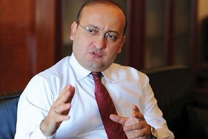 Yalçın Akdoğan cevap verdi