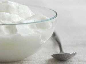 Bakın yoğurdun içinden ne çıktı !