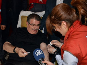 Sarıkamış Şehitleri için kan verdi !