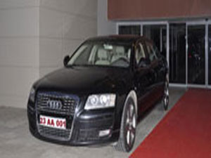 Üniversite'de yolsuzluk iddiası !