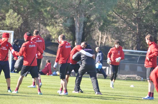 Trabzonspor 'da Antalya kampı sürüyor