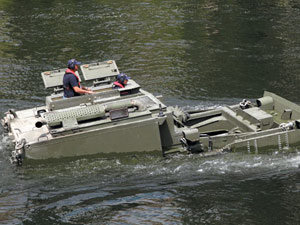 Türk ordusuna yüzer dozer geliyor