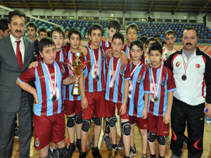 Voleybol final müsabakaları sona erdi