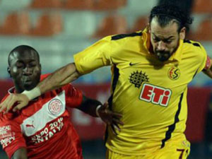 Antalyaspor evinde kazandı