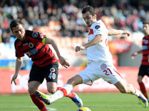 Antalya'da bol gollü maç