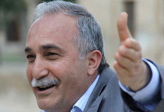 AK Parti'den büyük transfer