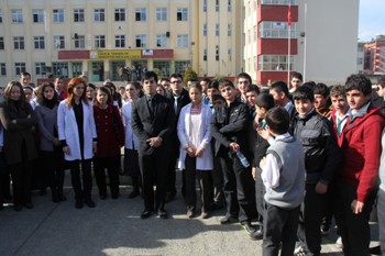 Rize'de öğretmenler derslere girmedi