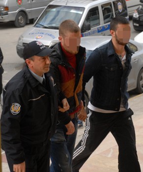 Çalınan güvercinler yüzünden kavga çıktı