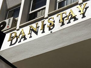 Danıştay'dan başörtüyle ilgili önemli karar!