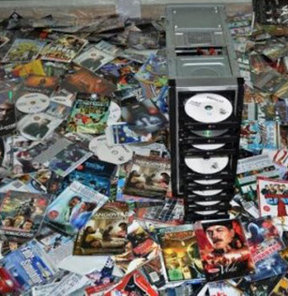 Korsan film indiren yandı!