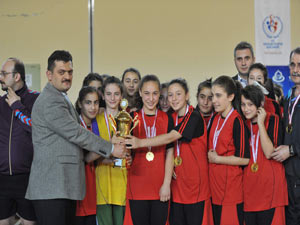 Trabzon'da Hentbol maçında bir ilk