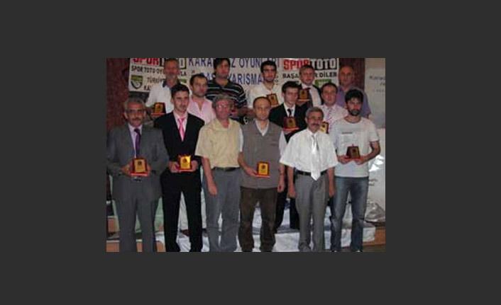 TSYD'de Ödülleri Dağıtıldı