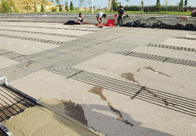 Türkiye'nin ilk alttan ısıtmalı yolu