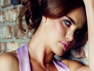 İşte Tuğçe'nin yeni işi