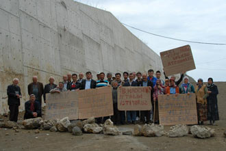 Akçaabatlı eylemcilere pankart davası