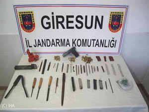 Kaçak silah imalatı yapan kişiler yakalandı