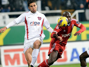 Beşiktaş son dakikada yıkıldı