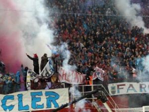 Taraftar F.B maçında şov yapacak