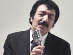 Ameliyat öncesi bıyıksız poz